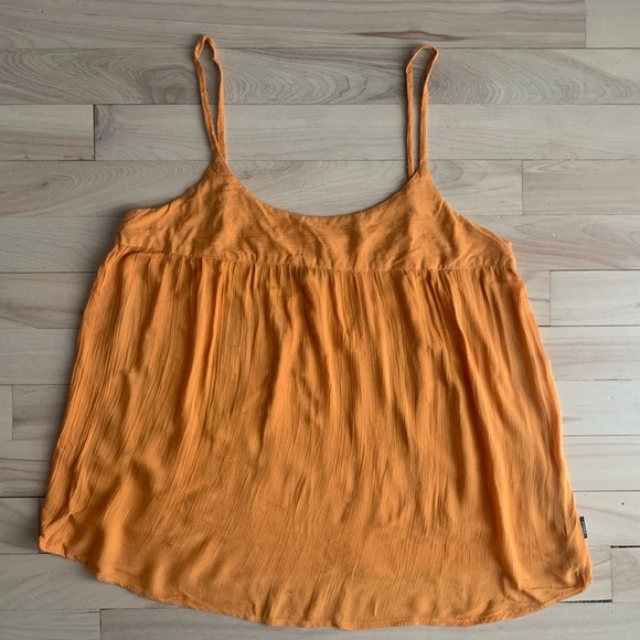 PROTEST - Sleeveless Fluffy Top - Picture 2 of 4